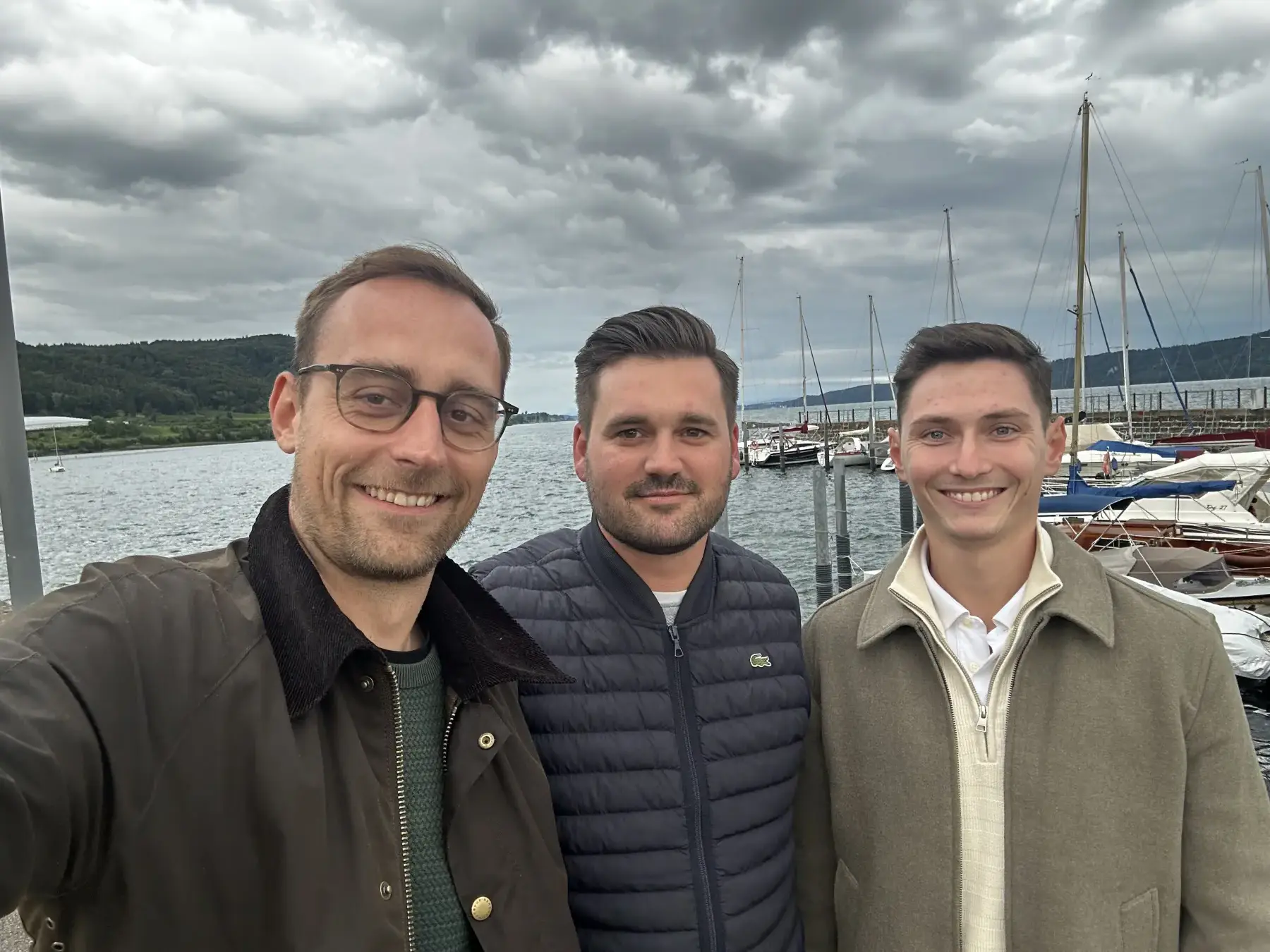 Gabriel, Dennis und Ruben – das Gründerteam hinter dem Aktivkompass